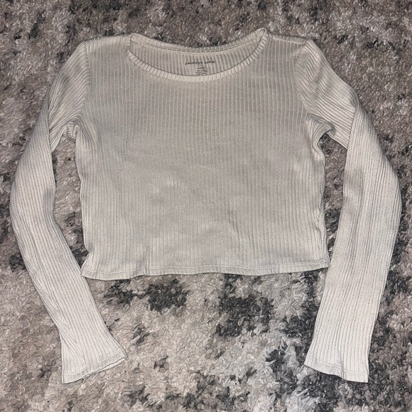 American Eagle Outfitters Tops - American Eagle Outfitters Ribbed Long Sleeve crop Top - tan
